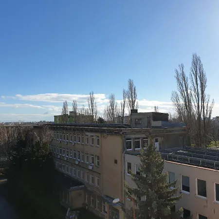 Meoptis Apartman *